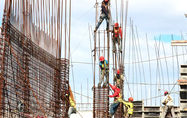 konstruksi bangunan yang kuat dan kokoh